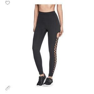 Guess Caged Leggings Size L